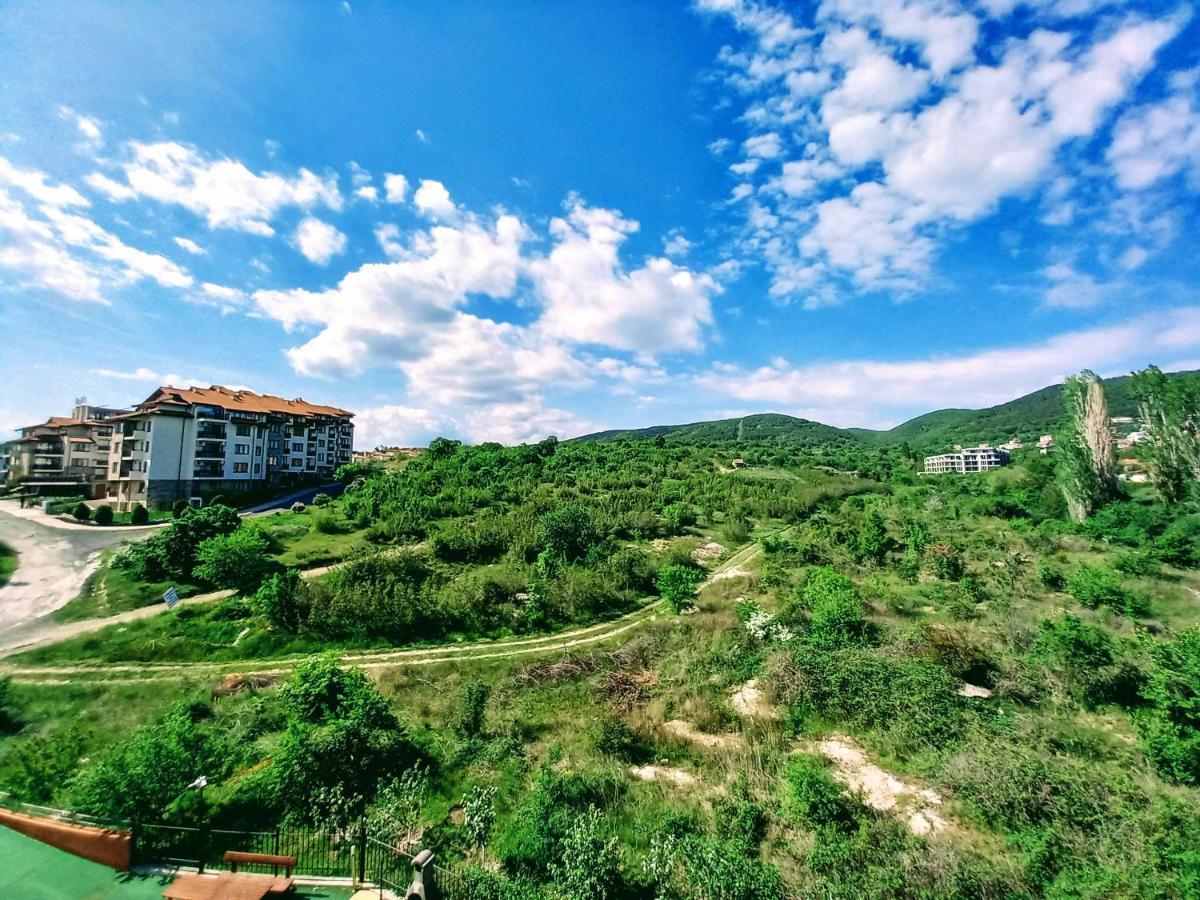 Green Dream 3 Rooms Apartment Butterfly 阳光海滩 外观 照片
